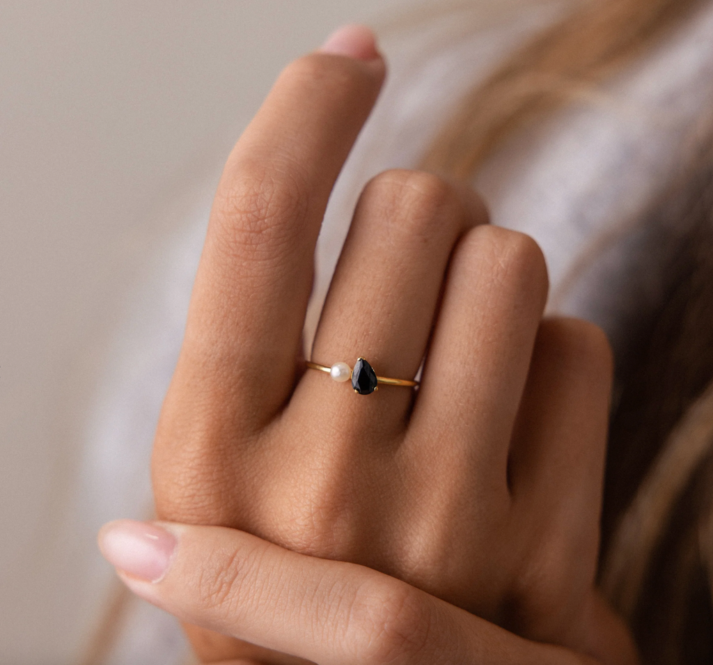 TearDrop Pearl Ring