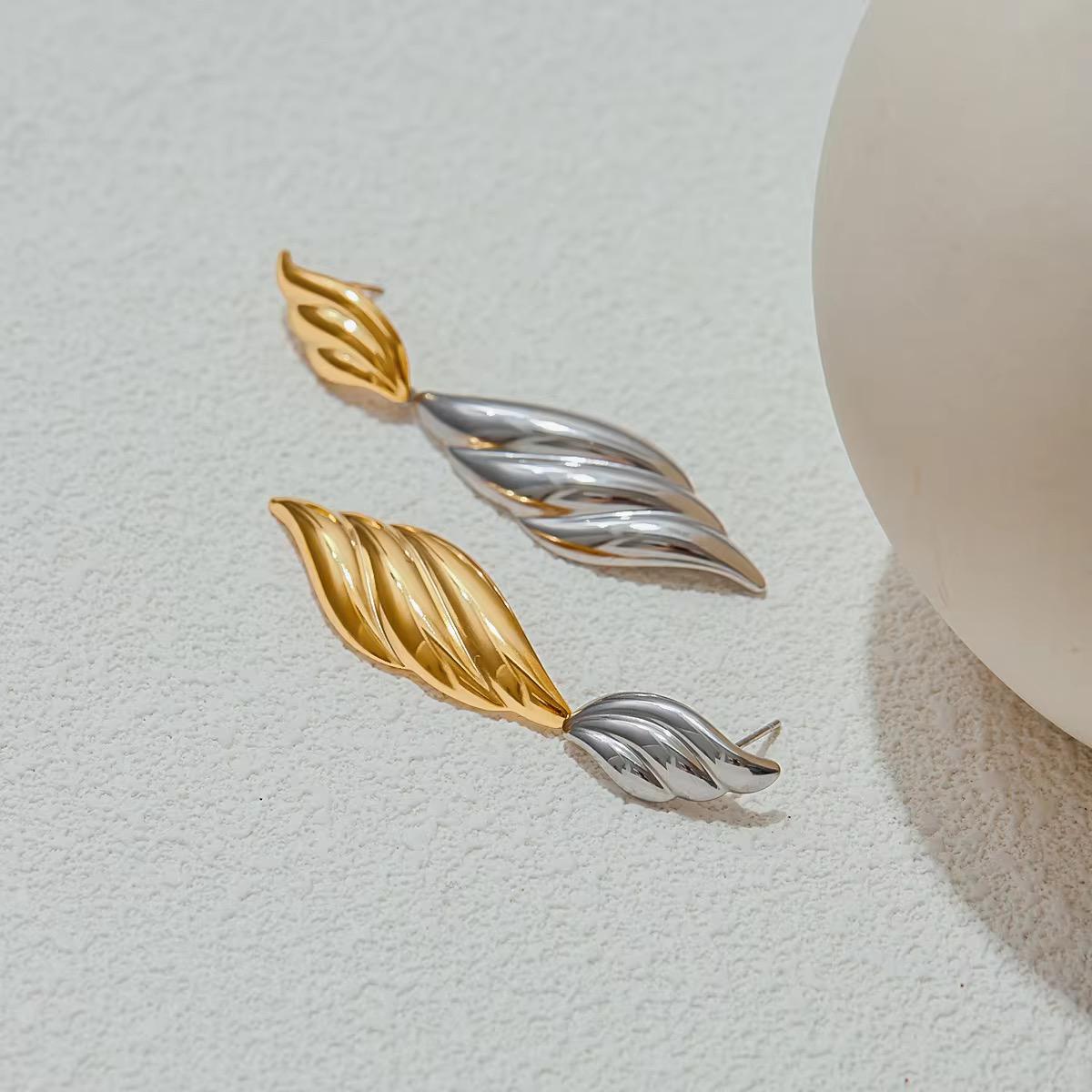Golden Drift Earrings