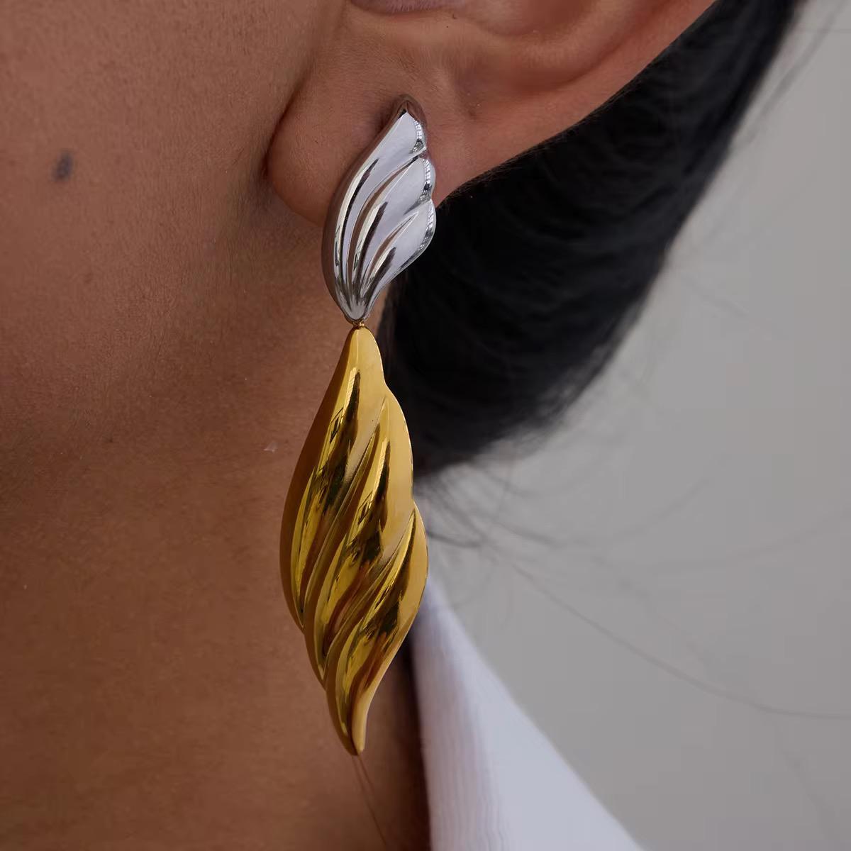 Golden Drift Earrings